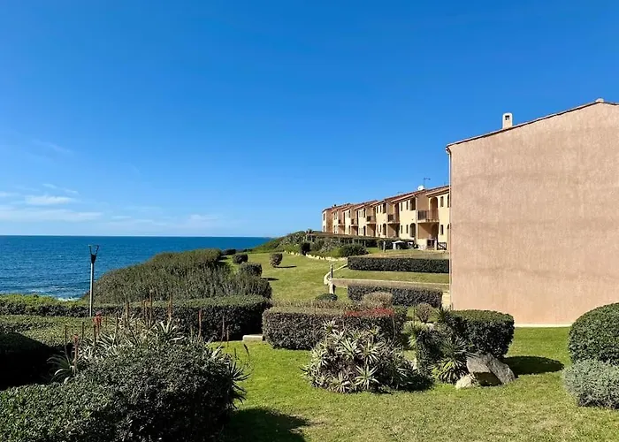 Les Pieds Dans L'eau * Calcatoggio (Corsica)