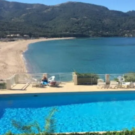 Apartment Les Pieds Dans L'eau Calcatoggio (Corsica)