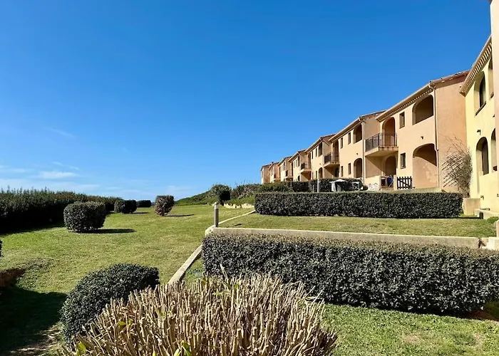 Les Pieds Dans L'eau *